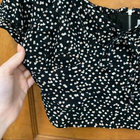 Leith Cropped Spotted Blouse - Picture 3 of 5